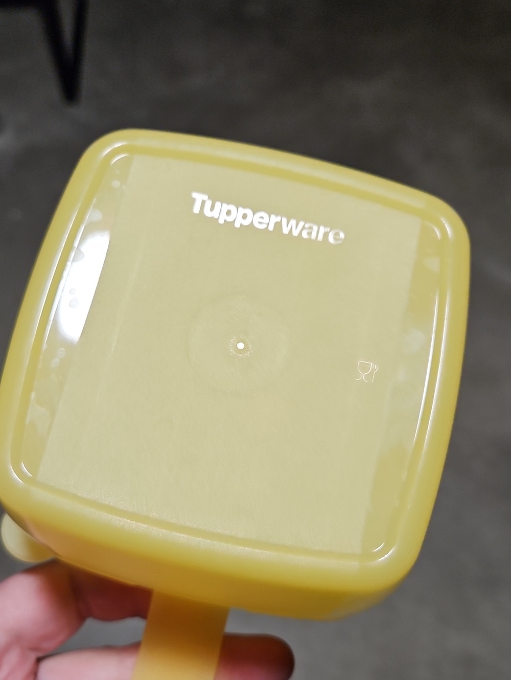 Tupperware Forget Me Not Container - Picture 2 of 3